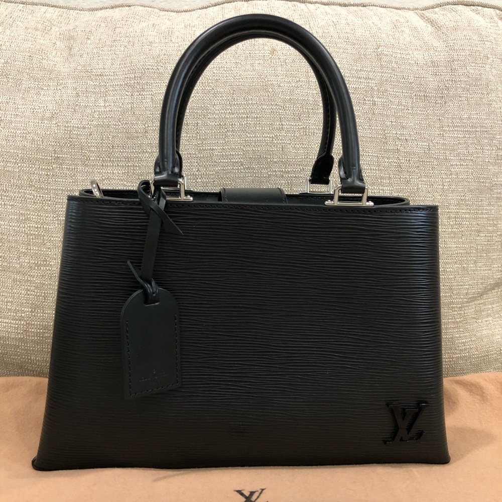 Louis Vuitton KLEBER PM